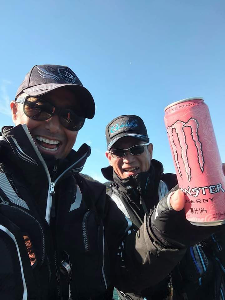 日曜日は岡山県牛窓からClubG’sメンバー２５人で小豆島でチヌ釣りでした😉🎵