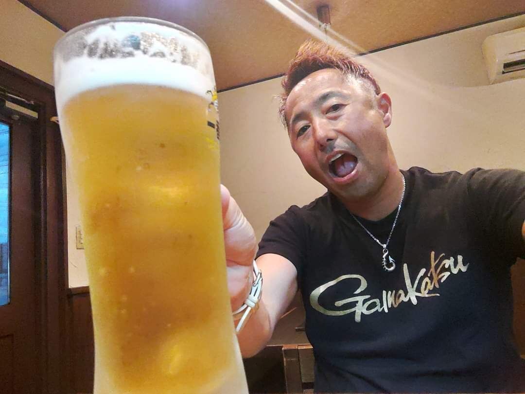 焼鳥、スペアリブ…&生ビール🍺めっちゃ美味ぇー😍💞