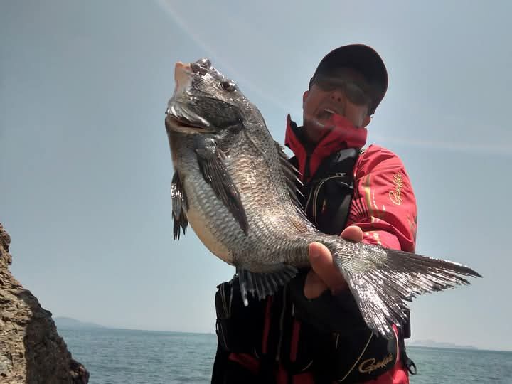 昨日は岡山県牛窓沖での｢GFG中国地区本部｣主催の春のチヌ釣り親睦大会に参加してきました😉🎵