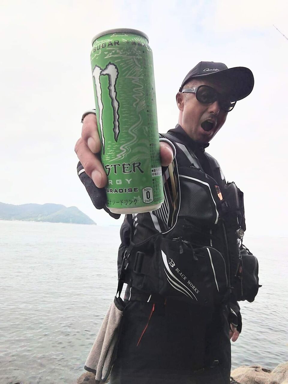 今日は岡山県下津井沖でチヌ釣りです😉🎵