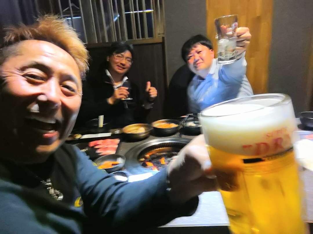昨日の晩は近所の｢焼肉酒場へいや｣で反省しました😉🎵