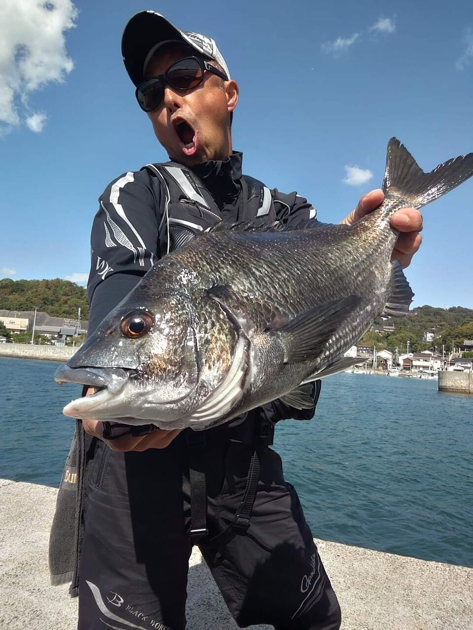 おとついの下津井沖でのチヌ釣りは