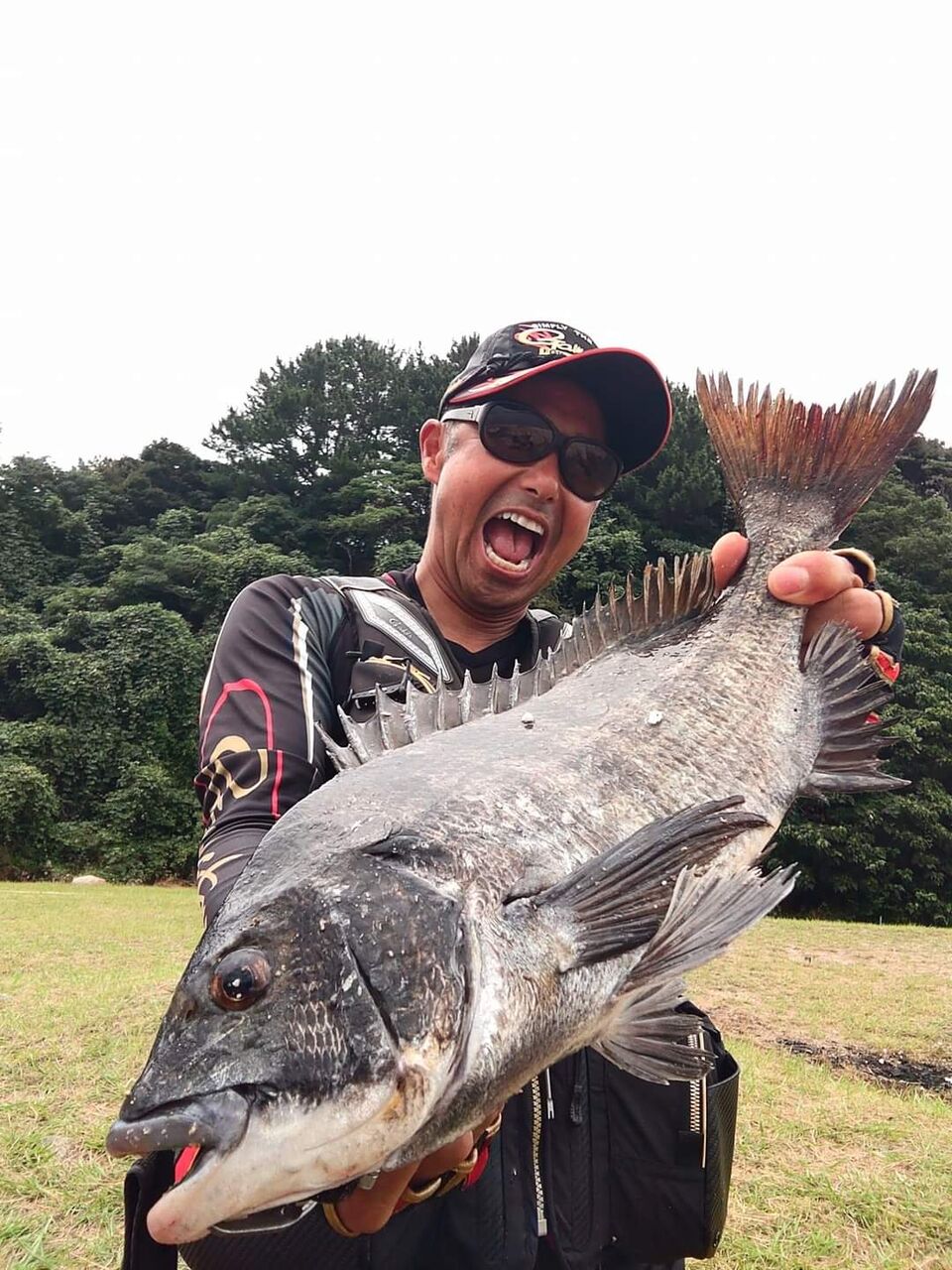 １８日の海の日も広島湾で真夏の２連チャンチヌ釣りでした‼️