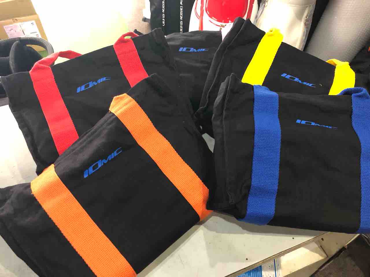 ☆新製品入荷♩IOMIC ix touch 2.0限定モデル☆ : Club-Tのキャバクラ?日記 ☆新製品入荷♩IOMIC ix touch 2.0限定モデル☆ : Club-Tのキャバクラ?日記