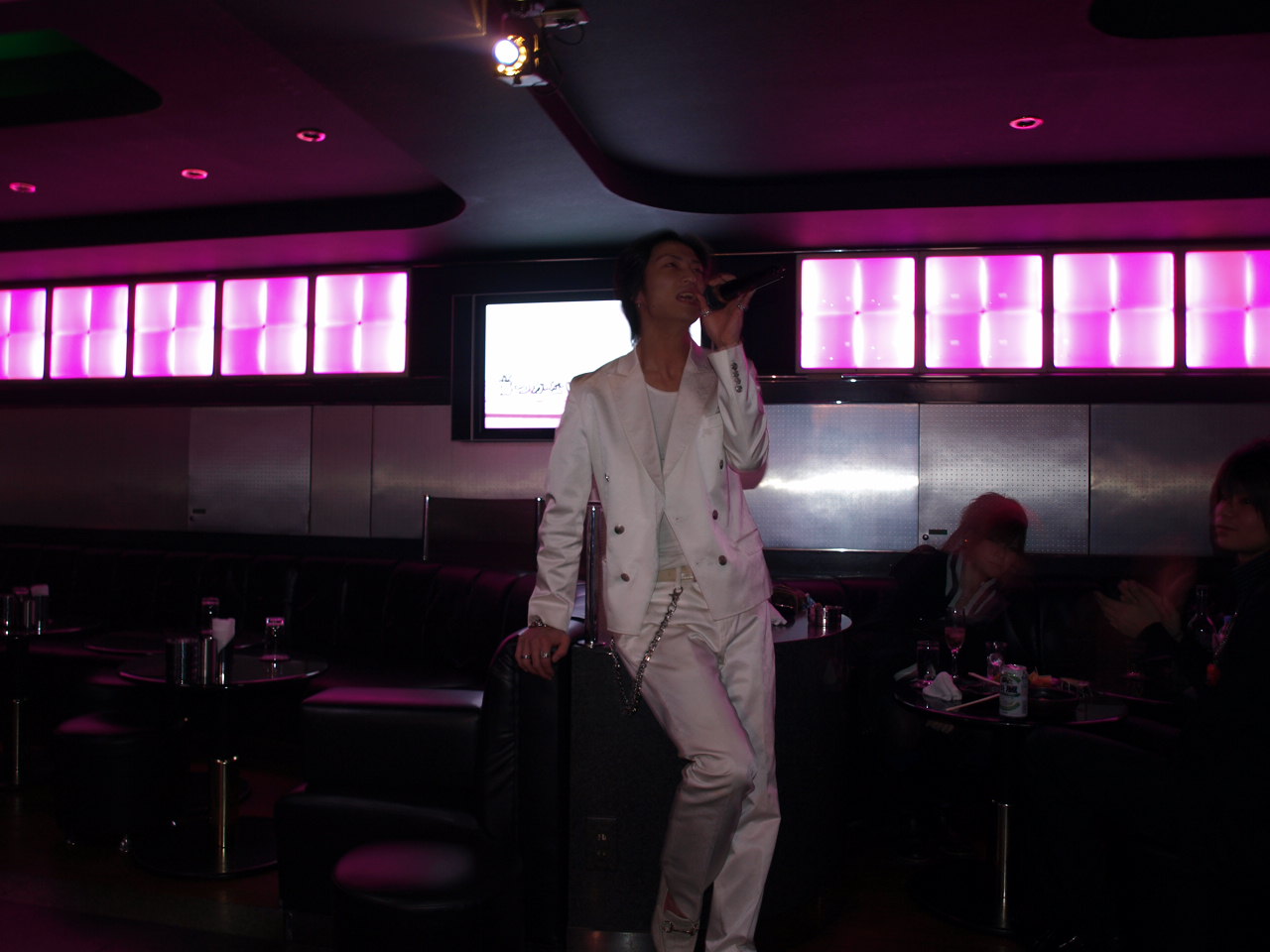 A Shift 華鳳咲揶代表birthdayevent Neon Official Blog