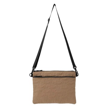 キルティングサコッシュ　ブラウン