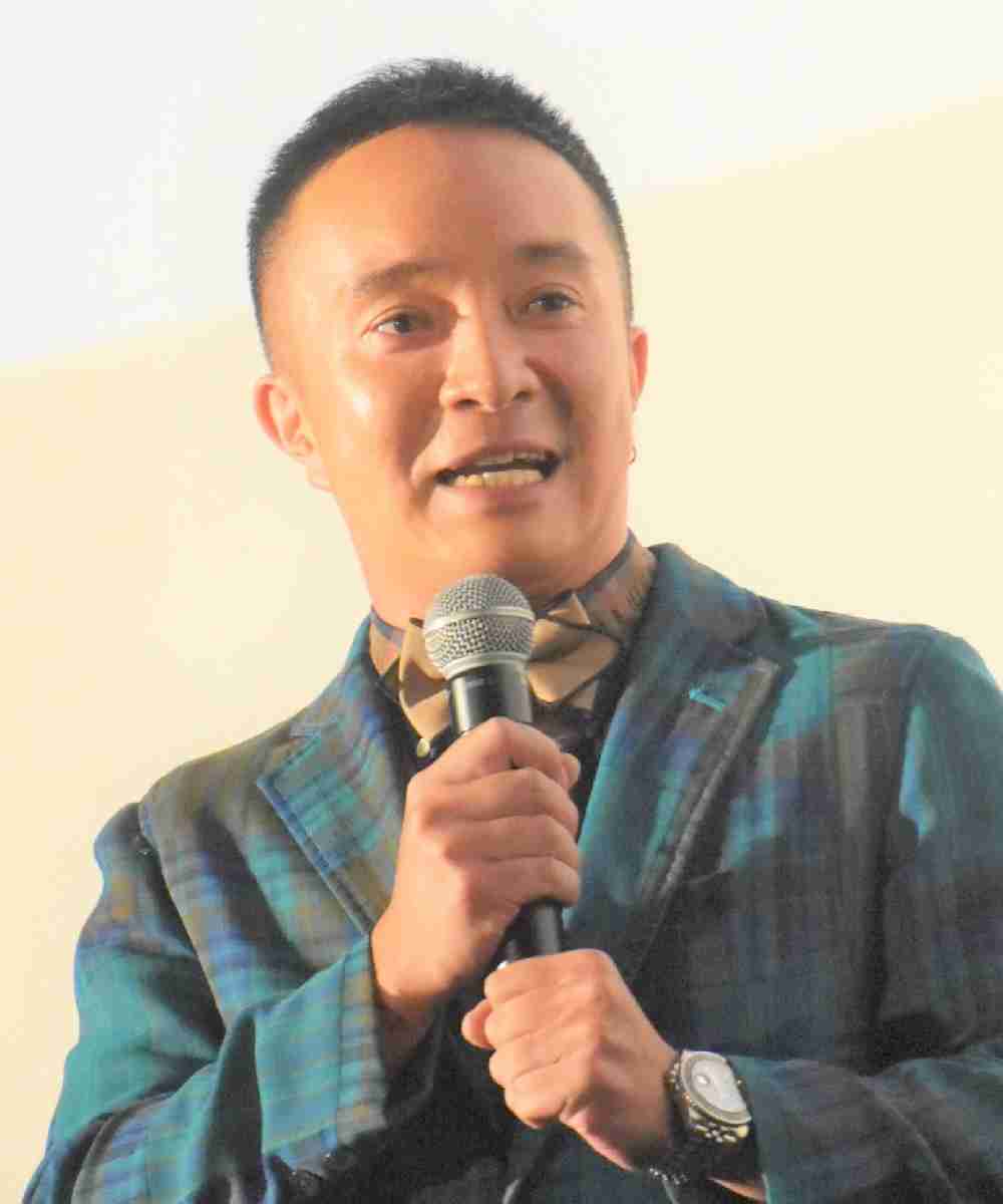 濱田岳 名探偵コナンのコスプレで登場 教場ii からのギャップに 振り幅が凄い ゴシップの世界