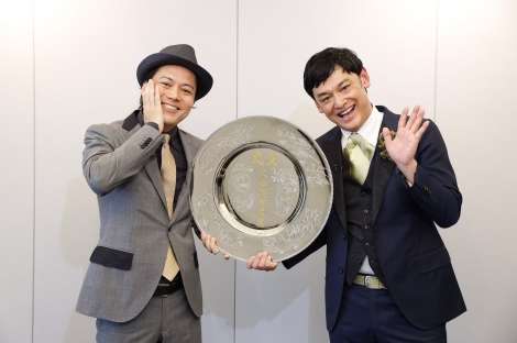 シャンプーハット 芸歴26年目で 上方漫才大賞 つかむ 何とか日本を盛り上げたい ゴシップてんこもり シャンプーハット 芸歴26年目で 上方漫才大賞 つかむ 何とか日本を盛り上げたい ゴシップてんこもり