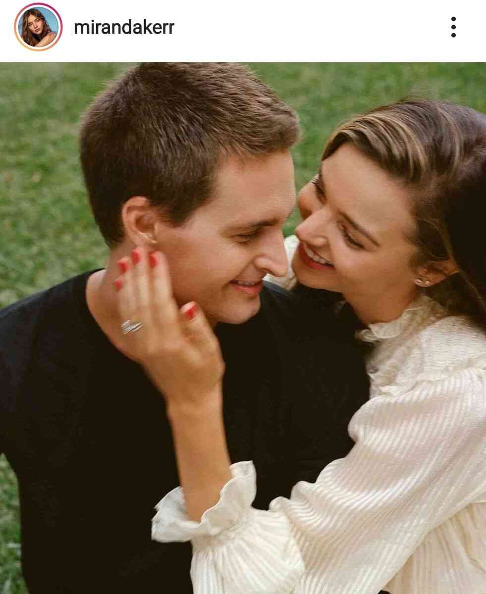 ミランダ カー 大富豪の夫とのラブラブ2ショットを公開し誕生日を祝福 素晴らしい夫 ゴシップてんこもり