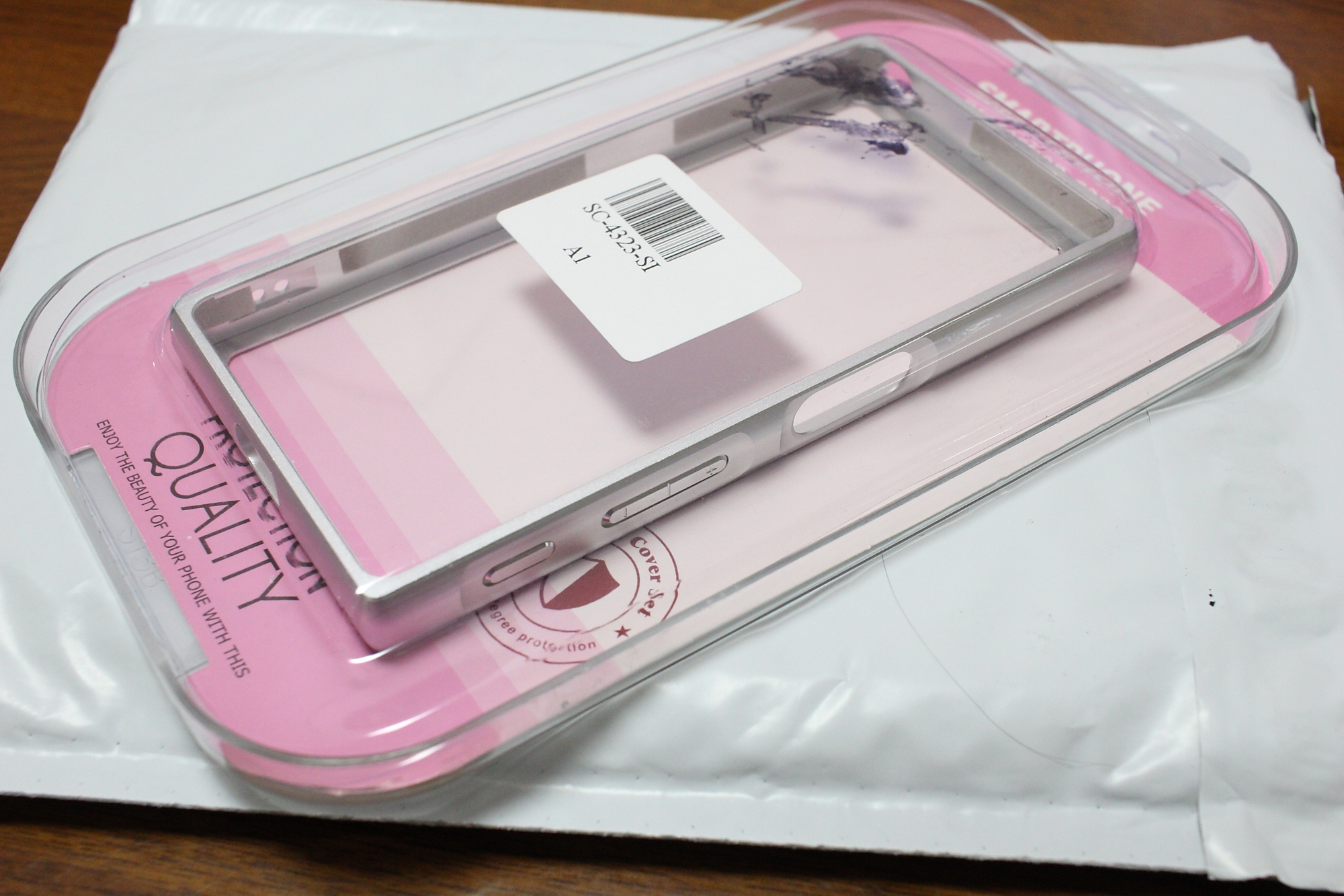 So 02j Xperia X Compact用アルミバンパーを購入 Naoログ So 02j Xperia X Compact用アルミバンパーを購入 Naoログ