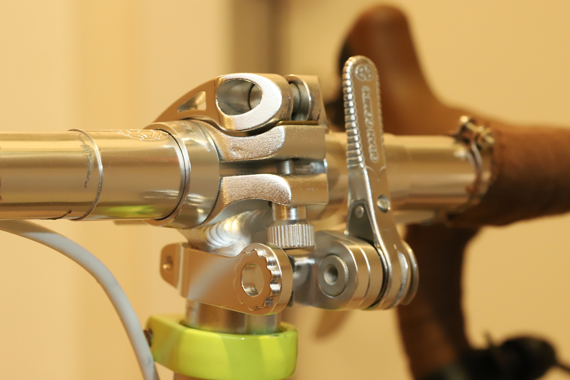 BW2016] DIXNAのレバーコラムマウントに交換 : Naoログ