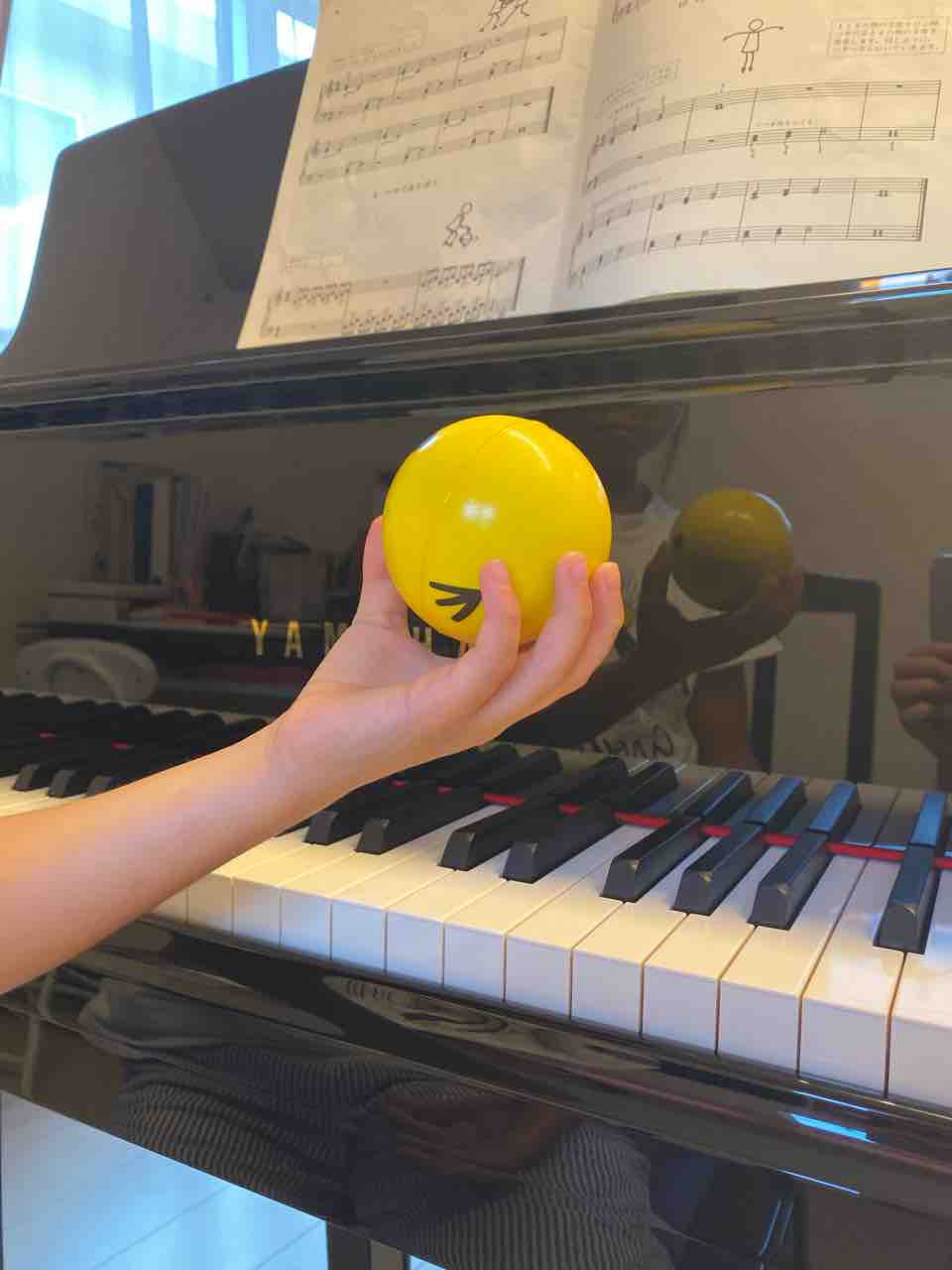 100円のボールで指のトレーニング 盛岡市山岸 エレクトーン ピアノレッスン 川村あきこ音楽教室