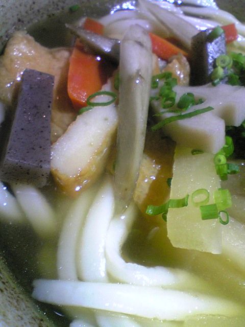 本格手打うどん 麺むすび しっぽくうどん 小 Cobaraの小腹