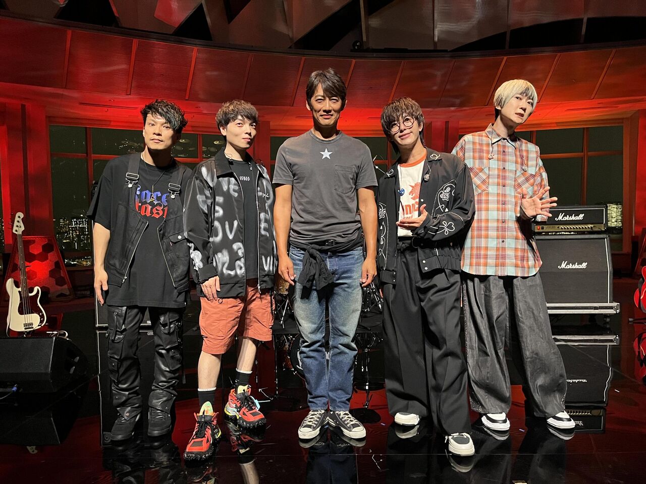 【FNS歌謡祭】反町隆史、50歳の『POISON』に酔いしれる視聴者続出 「イケおじ」「かっこよ」「激アツ」 : cocoちゃんねる・ニュースまとめ