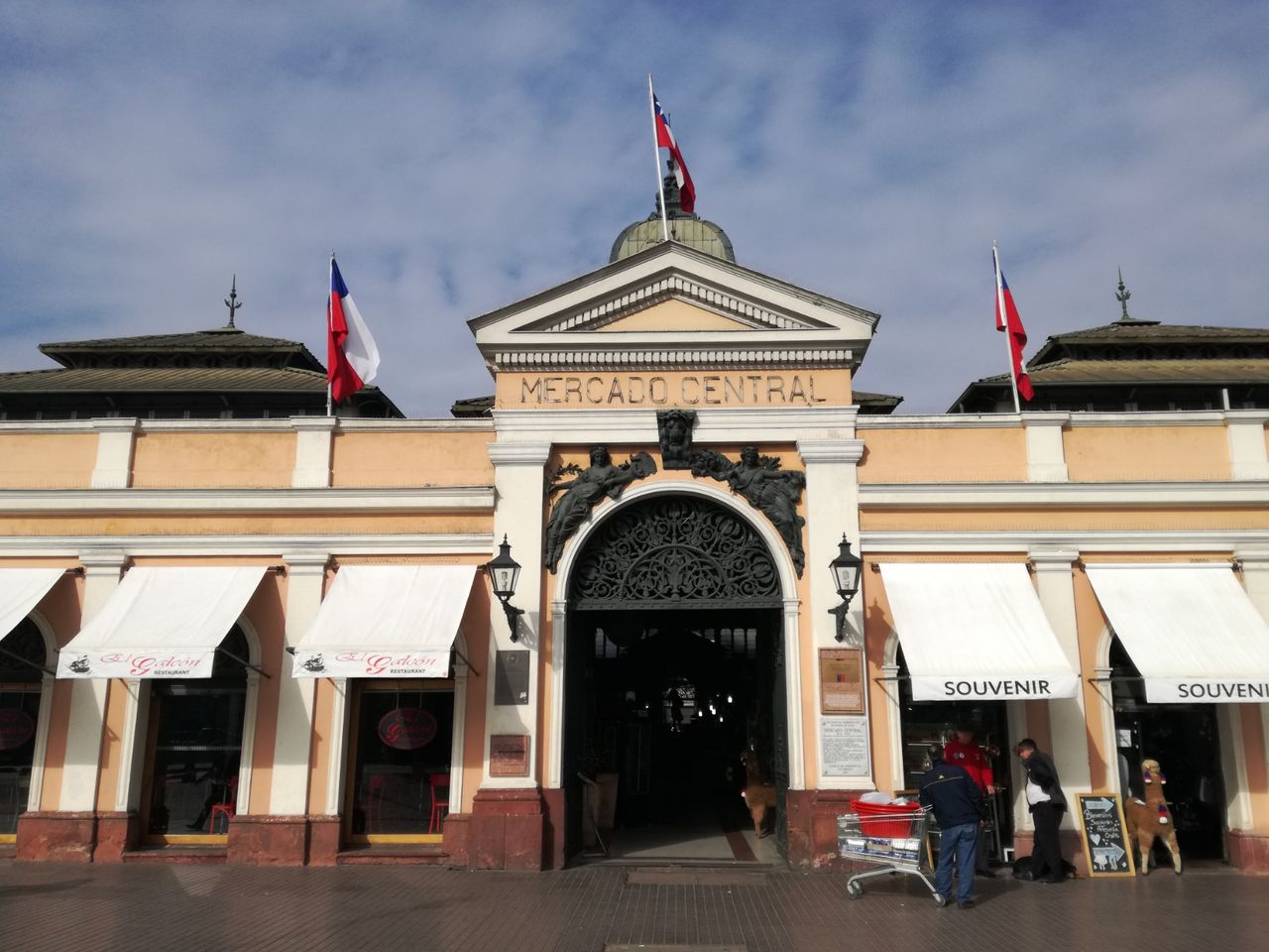 チリ旅行記 サンティアゴ市内観光編 アルゼンチンlife