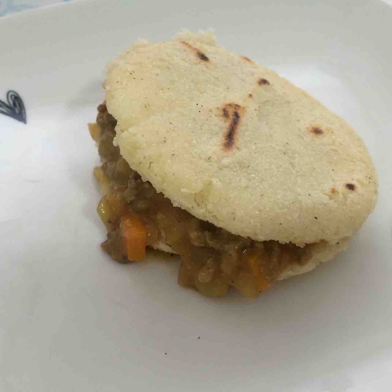 初めてのアレパ作りは 成功 かなぁ アルゼンチンlife