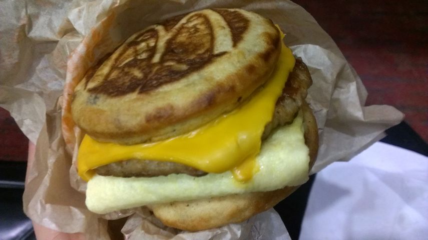 アメリカ本場のマクドナルドめくどぅーのぉーる プロスノーボーダー 内山ミエ スノーボード公式ブログ アメリカ本場のマクドナルドめくどぅーのぉーる プロスノーボーダー 内山ミエ スノーボード公式ブログ