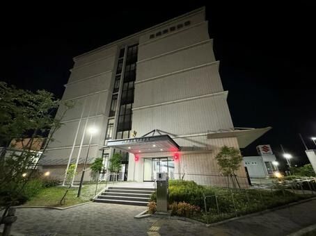 【悲報】警察官、警察署の庁舎内で『恐ろしい事』をしてしいまう・・・・