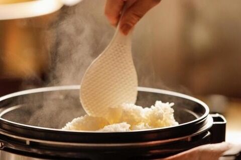 【検証】リュウジ「10万と2万の炊飯器、味の差はあります!」←驚きの結果がこちらwwwwww