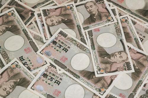 【驚愕】「たった62人」の大富豪が全世界の下位半分の資産を持つ！？あまりにも異常な世界の現実