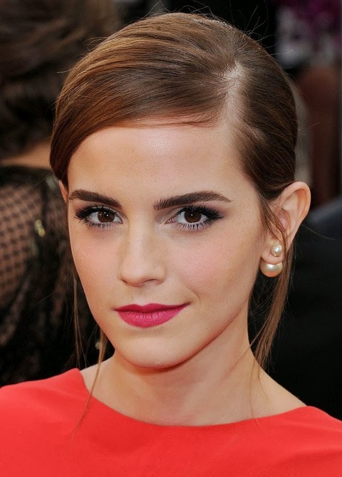 Emma-Watson-Christian-Dior-Mise-en-Dior-Earrings