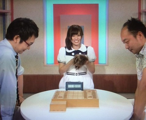 NHKの将棋番組で六段がヅラを取る2