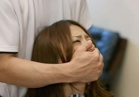 実父にフェラ200回強要