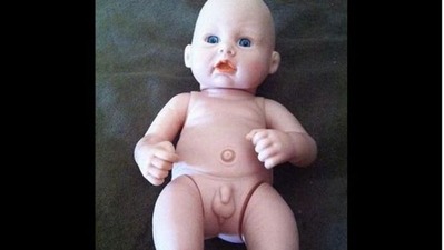 赤ん坊の人形
