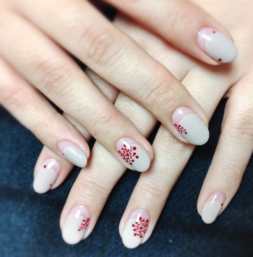 ザクロ色で冬を Nail Atelier Cocon Nail Art Care ザクロ色で冬を Nail Atelier Cocon Nail Art Care