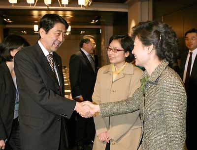三浦春馬は【人身売買】も朝日新聞に告発 ...