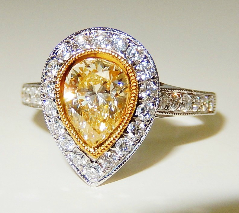 1 キャラット アップ の ペア シェイプ カット イエロー ダイヤ リング Coco の 宝石箱