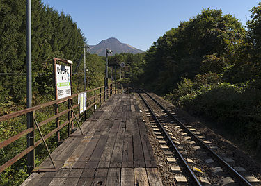 JR_Higashiyama_sta_002