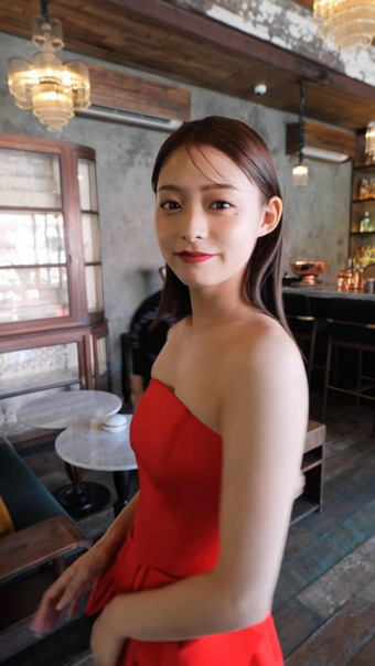 田﨑さくらアナ　セクシードレスの谷間と横乳！！【GIF動画あり】