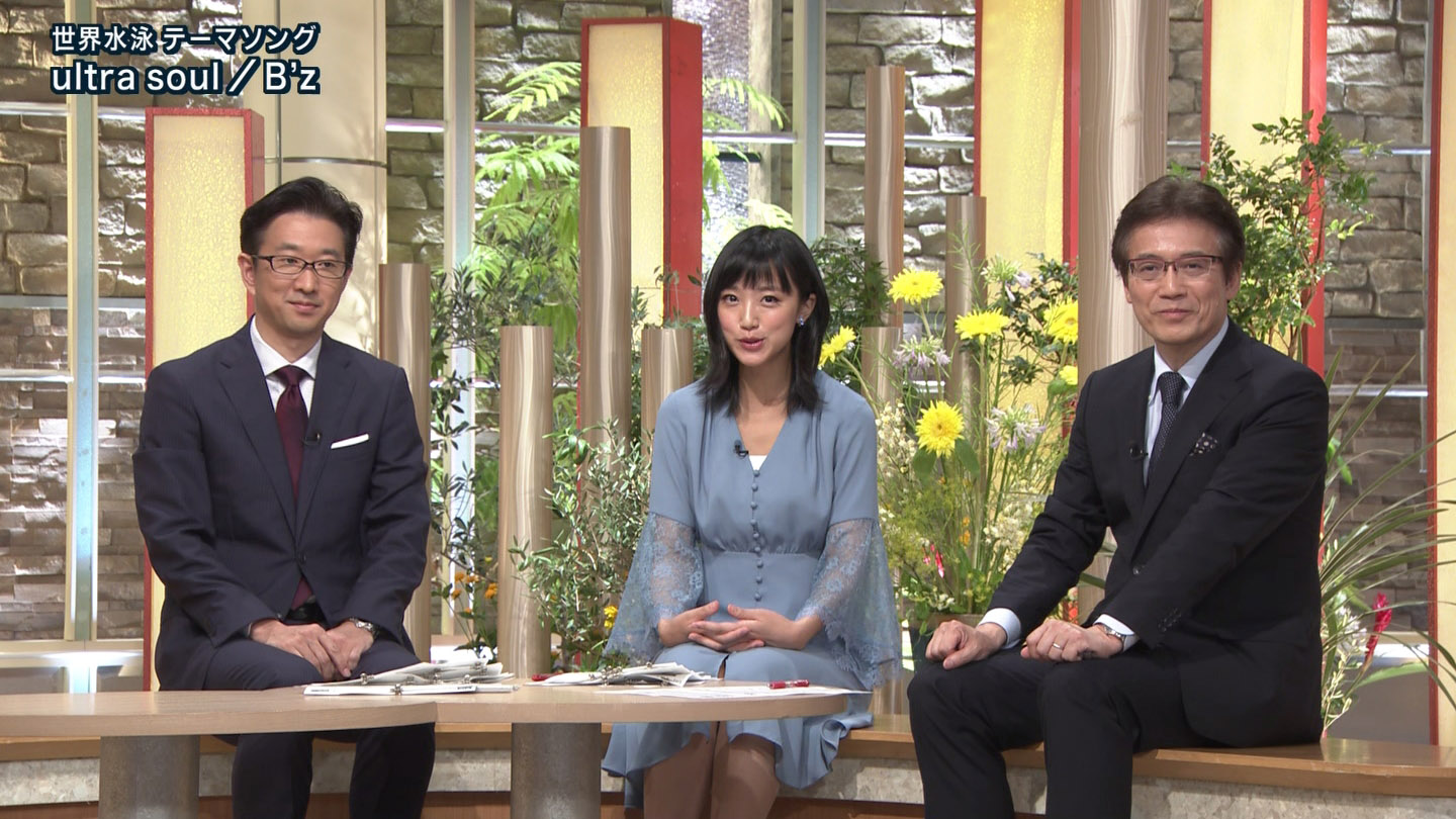 竹内由恵アナのスカートが椅子の肘掛けに引っかかるハプニング アナきゃぷ速報