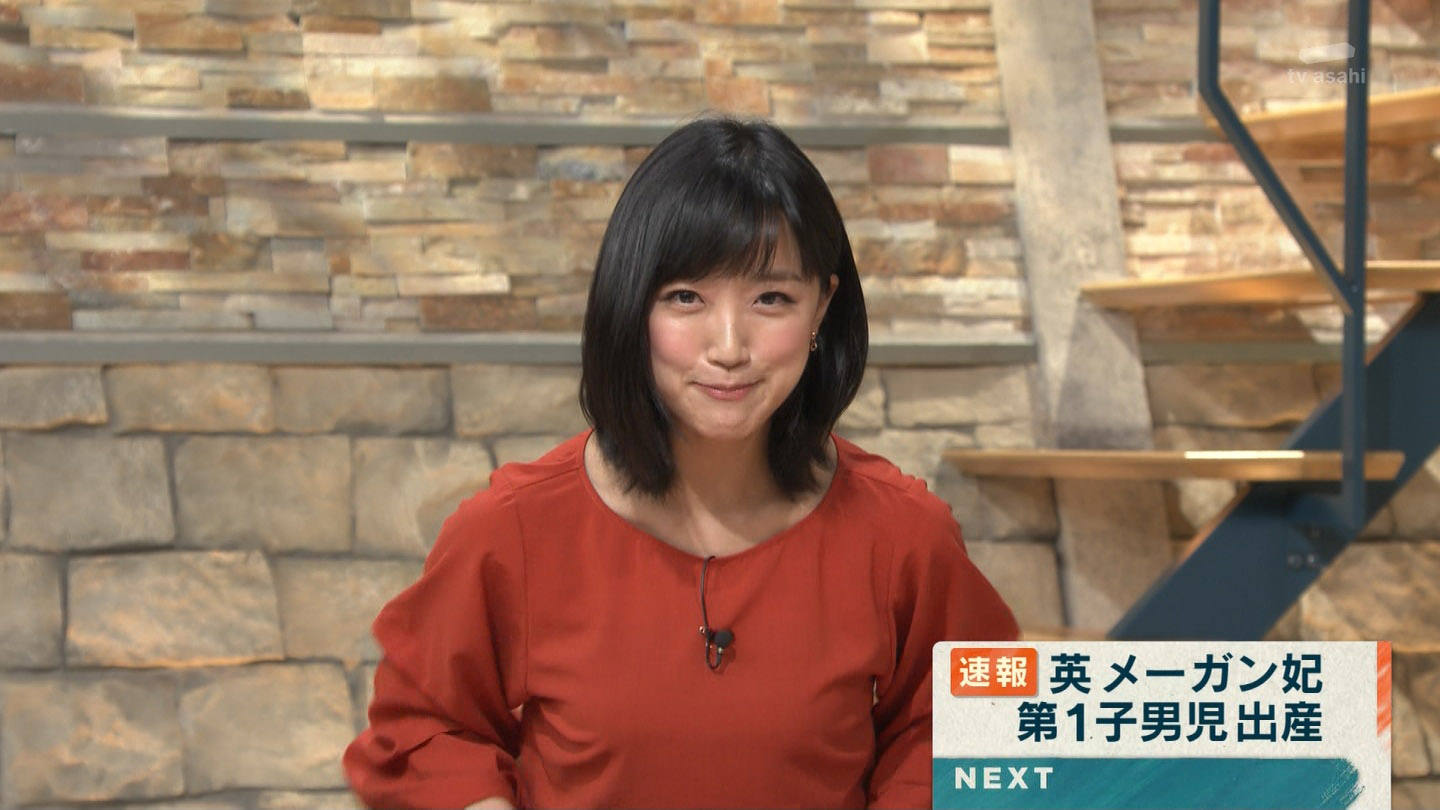 竹内由恵アナ タイトスカートで板を割る アナきゃぷ速報