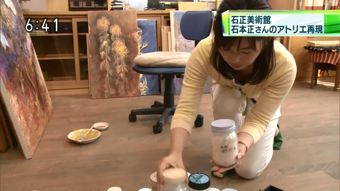 胸チラ エロ NHK  NHK松江・小笠原知恵キャスターが胸チラ・谷間チラ!! : アナきゃぷ速報