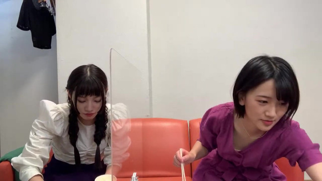 東留伽 裏旅サラダの生配信 12