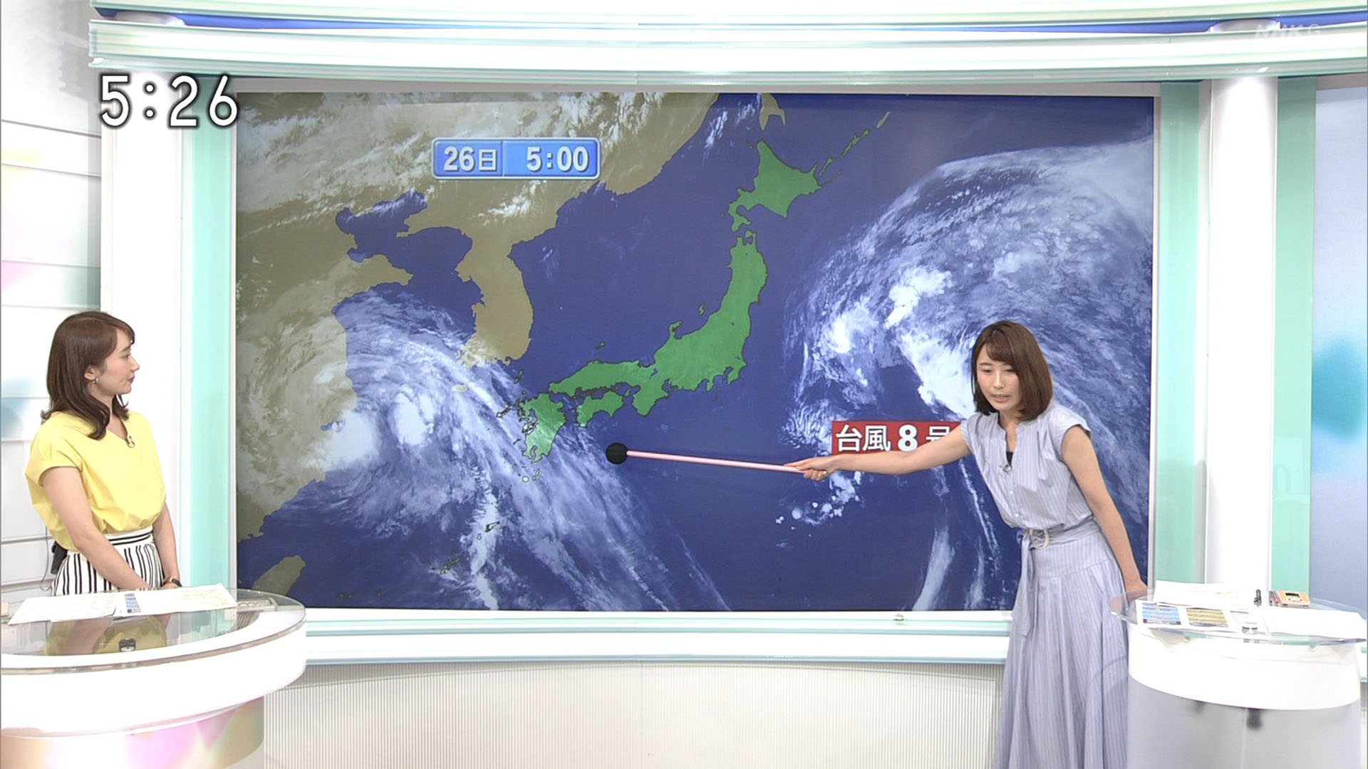 近藤奈央キャスター 強風の中の天気予報 アナきゃぷ速報