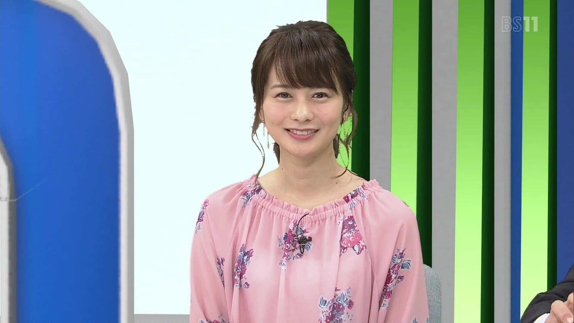 高見侑里アナと高田秋 ニット乳 Bsイレブン競馬中継 アナきゃぷ速報