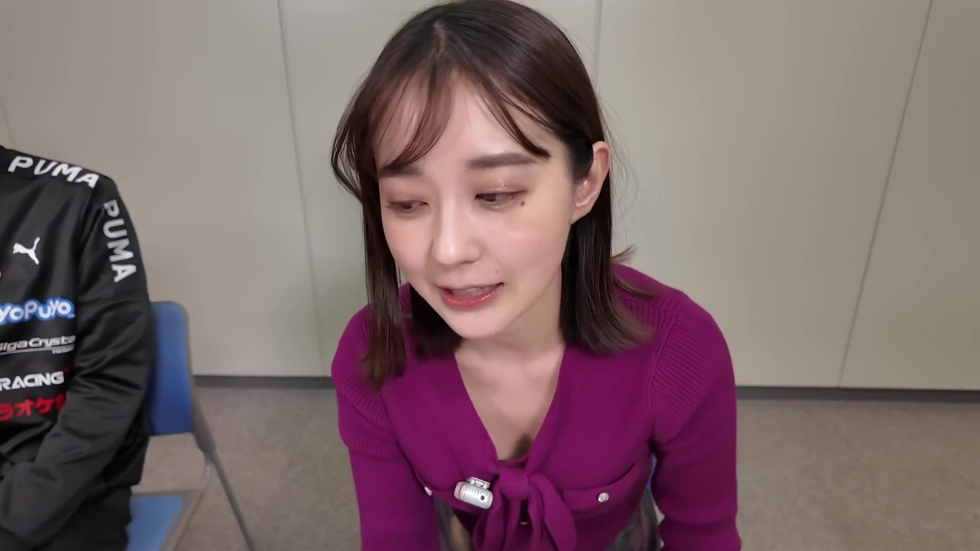 オッパイ チラ 若林有子アナ 胸チラ、ブラチラ、谷間チラ！！【GIF動画あり】 : アナきゃぷ速報