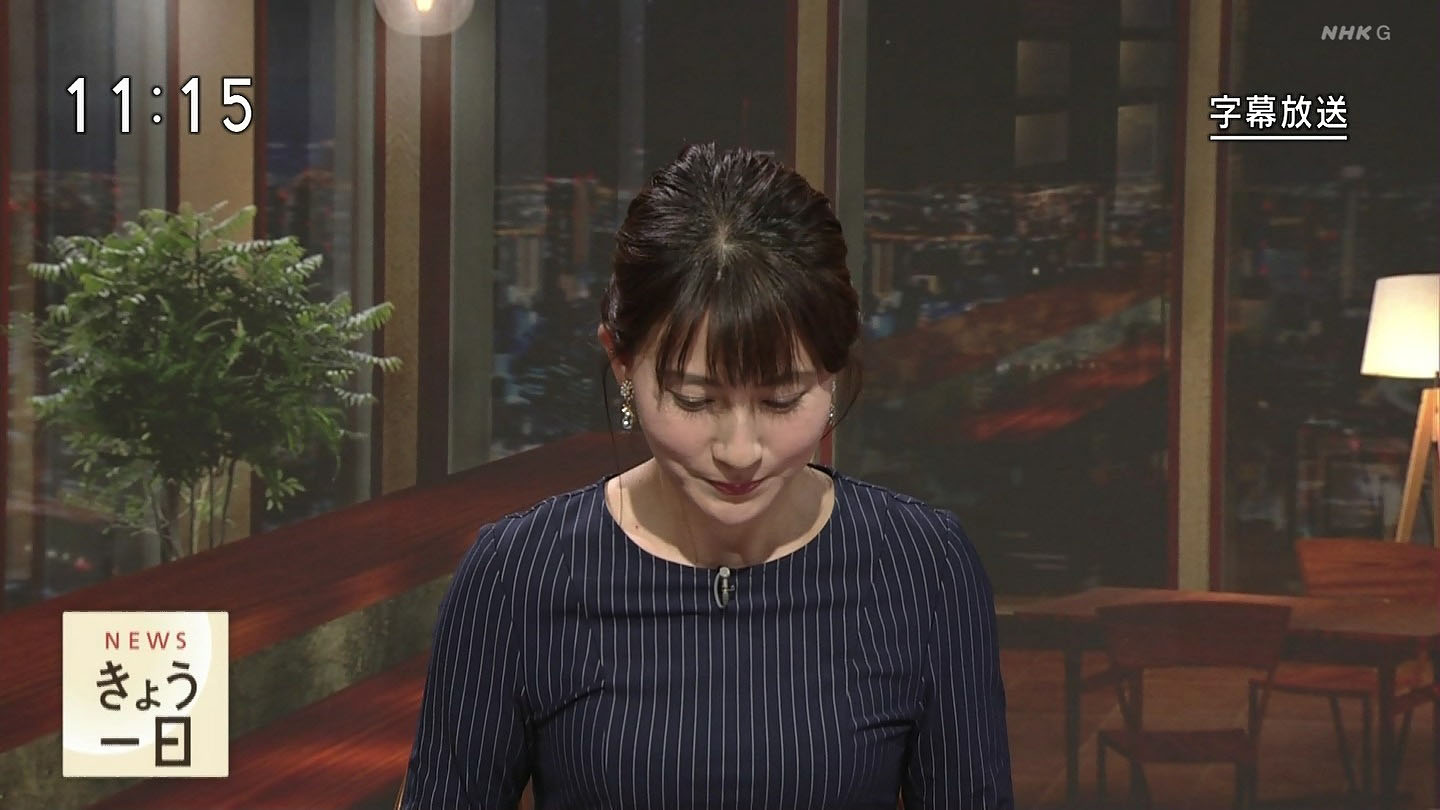 井上あさひアナ ピチピチ衣装でおっぱい強調 アナきゃぷ速報 井上あさひアナ ピチピチ衣装でおっぱい強調 アナきゃぷ速報