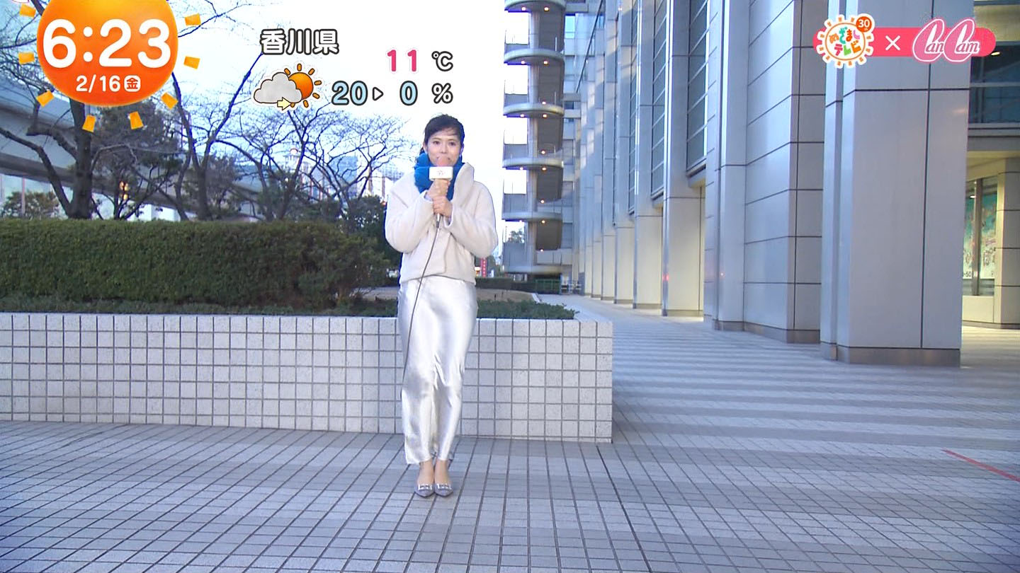 谷尻萌アナ 強風でスカートが張り付いて下半身の形がクッキリと浮き出てしまうハプニング！！【GIF動画あり】 : アナきゃぷ速報