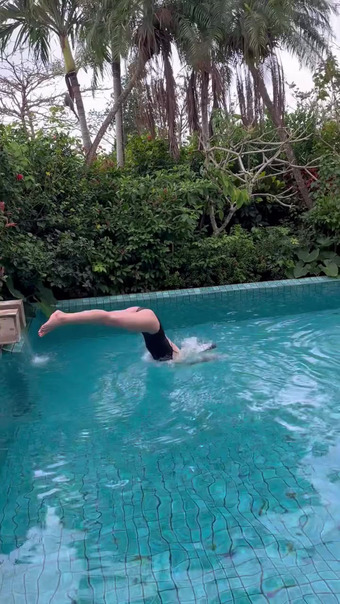 岡副麻希 Instagram 1