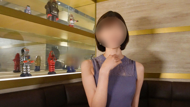 大人の色気を身に纏うアラサー女子 1