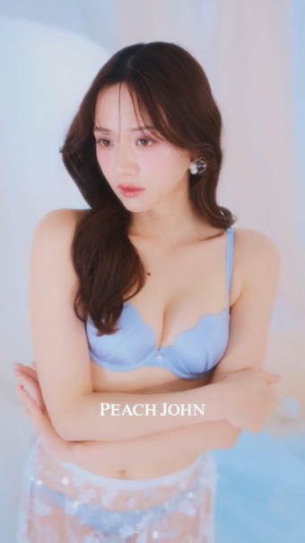 森香澄アナ　新作ランジェリー『人魚のブラ』で谷間全開！！【GIF動画あり】