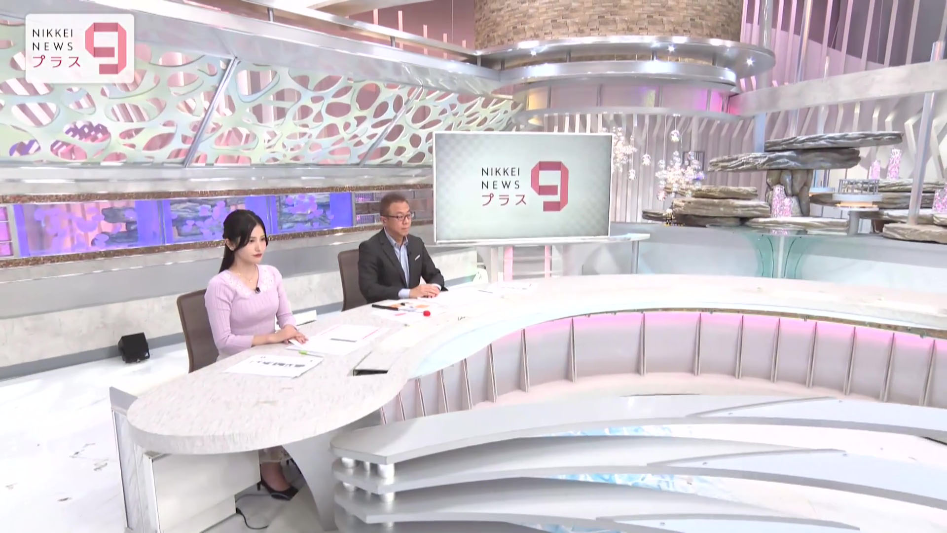 橋本菜穂子レイプ緊縛画像  堤礼実アナ ブラ紐まで透ける！！【GIF動画あり】 : アナきゃぷ速報