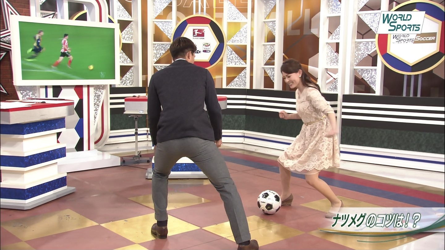 深津瑠美アナがスタジオでサッカー アナきゃぷ速報 深津瑠美アナがスタジオでサッカー アナきゃぷ速報