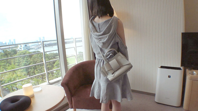 【小柄な可愛い女の子】 脱いだらナイスボディだった件！！