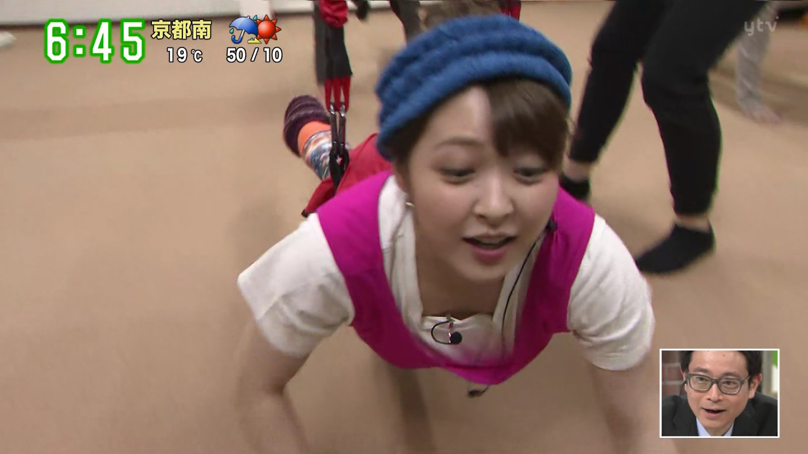 諸國沙代子アナ 吊り下げられた胸とお尻 アナきゃぷ速報