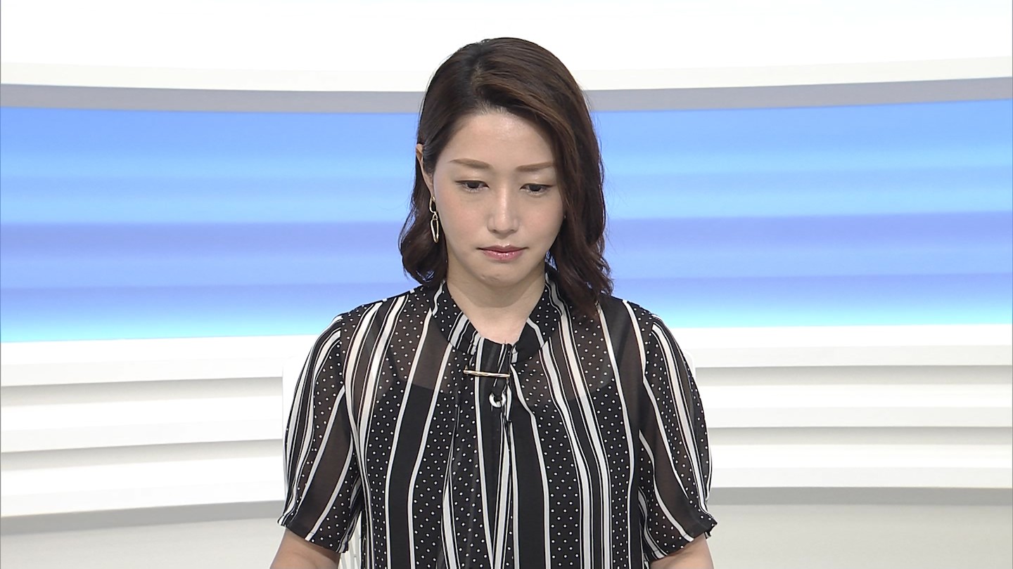 牛田茉友アナの白いブラ紐が透ける アナきゃぷ速報 牛田茉友アナの白いブラ紐が透ける アナきゃぷ速報